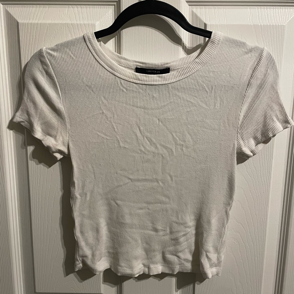 Forever 21 White Ribbed Crewneck Short Sleeve Tee